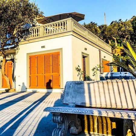 Villa Capri Wonderful View マッサ・ルブレンセ エクステリア 写真